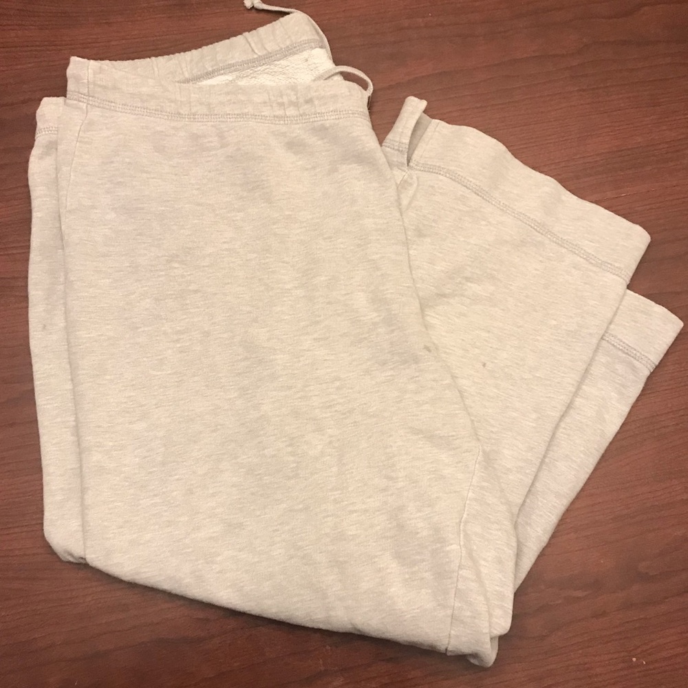 Grey capri sweats